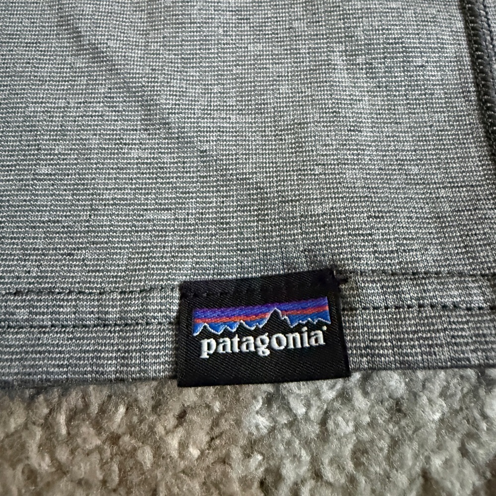 Patagonia Men's Gray midweight Capilene Baselayer Long Sleeve Shirt- Small - Picture 4 of 5